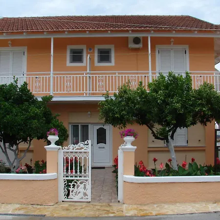 Ramos Apartment Mesongi